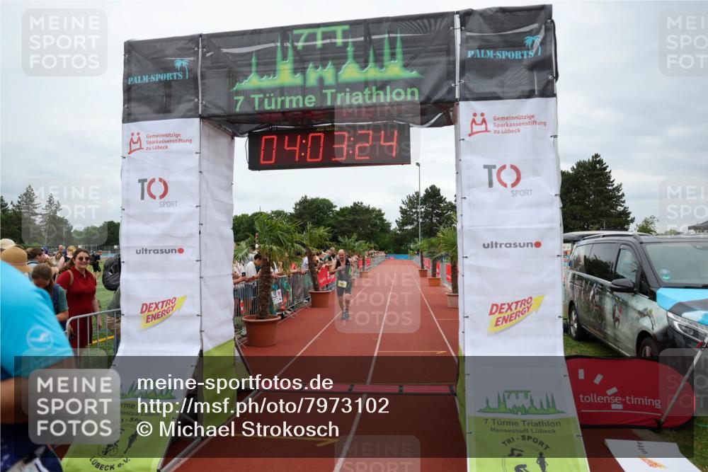 15.06.2025 - 7 Türme Triathlon Michael Strokosch http://msf.ph/oto/7973102 15.06.2025 14:03:23 Ziel 571, 773, 1049, 1060 meine-sportfotos.de