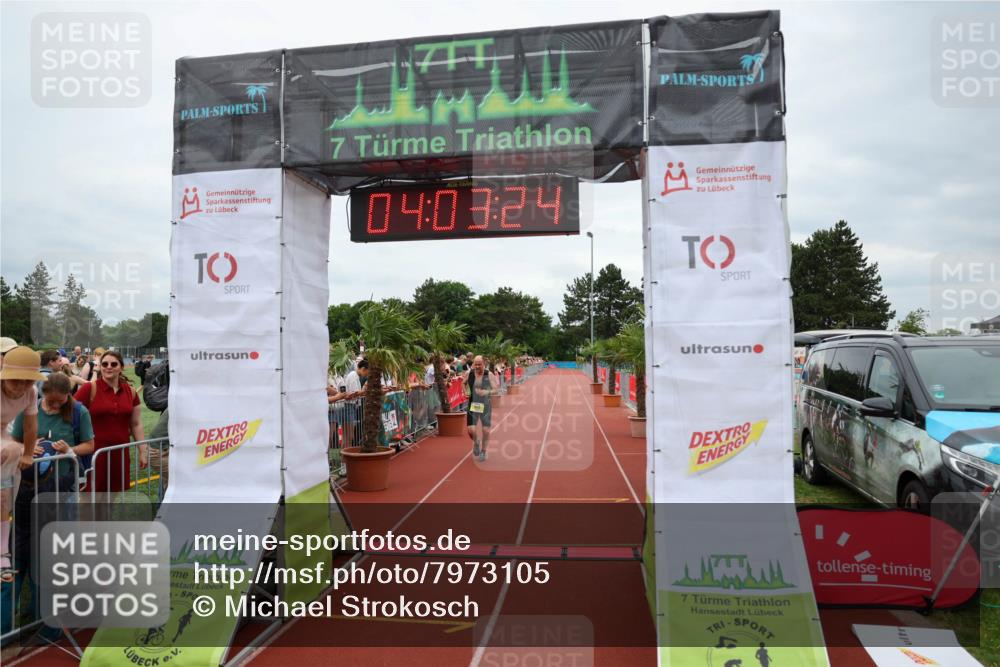 15.06.2025 - 7 Türme Triathlon Michael Strokosch http://msf.ph/oto/7973105 15.06.2025 14:03:24 Ziel 571, 773, 1049, 1060 meine-sportfotos.de