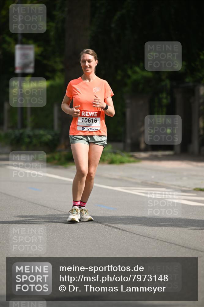 15.06.2025 - REWE Women's Run Dr. Thomas Lammeyer http://msf.ph/oto/7973148 15.06.2025 10:03:37 Laufen 10616 meine-sportfotos.de