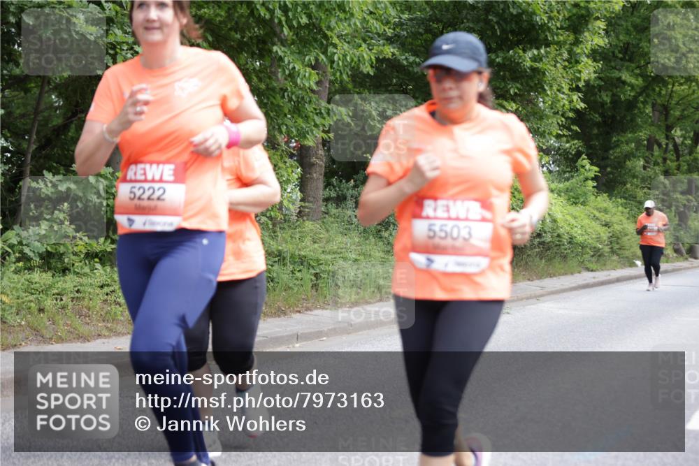 15.06.2025 - REWE Women's Run Jannik Wohlers http://msf.ph/oto/7973163 15.06.2025 10:07:46 Laufen 5222, 5503 meine-sportfotos.de