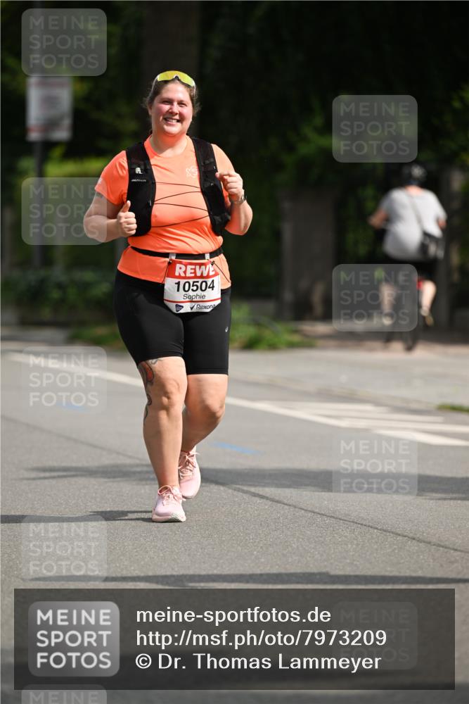 15.06.2025 - REWE Women's Run Dr. Thomas Lammeyer http://msf.ph/oto/7973209 15.06.2025 10:03:40 Laufen 10504 meine-sportfotos.de