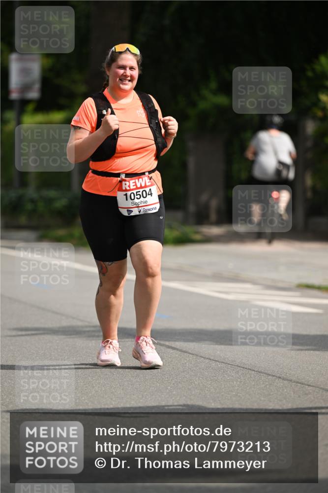15.06.2025 - REWE Women's Run Dr. Thomas Lammeyer http://msf.ph/oto/7973213 15.06.2025 10:03:40 Laufen 10504 meine-sportfotos.de