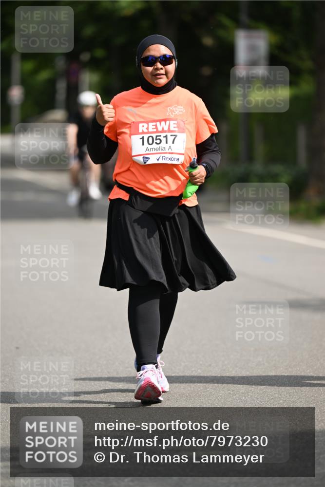 15.06.2025 - REWE Women's Run Dr. Thomas Lammeyer http://msf.ph/oto/7973230 15.06.2025 10:03:41 Laufen 10517 meine-sportfotos.de