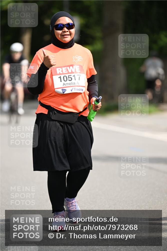15.06.2025 - REWE Women's Run Dr. Thomas Lammeyer http://msf.ph/oto/7973268 15.06.2025 10:03:42 Laufen 10517 meine-sportfotos.de
