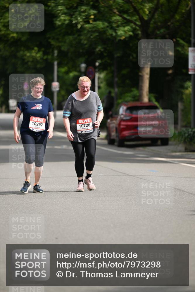 15.06.2025 - REWE Women's Run Dr. Thomas Lammeyer http://msf.ph/oto/7973298 15.06.2025 10:03:54 Laufen 10297, 10728 meine-sportfotos.de