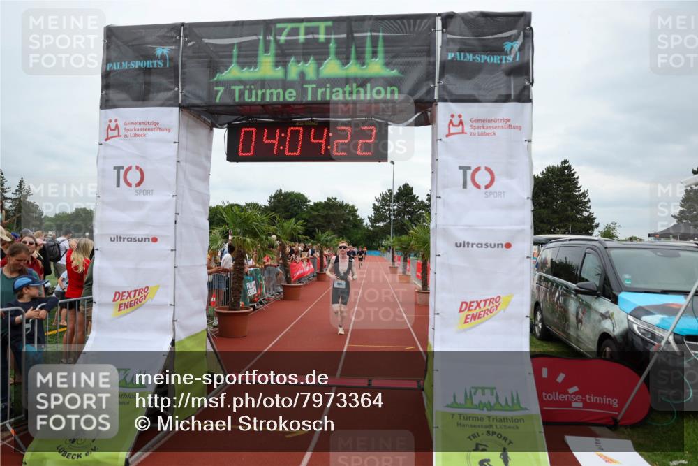 15.06.2025 - 7 Türme Triathlon Michael Strokosch http://msf.ph/oto/7973364 15.06.2025 14:04:22 Ziel 605 meine-sportfotos.de