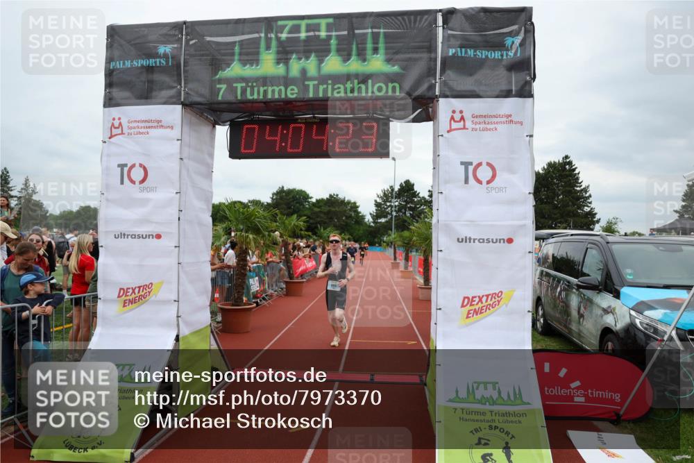 15.06.2025 - 7 Türme Triathlon Michael Strokosch http://msf.ph/oto/7973370 15.06.2025 14:04:23 Ziel 605, 988 meine-sportfotos.de