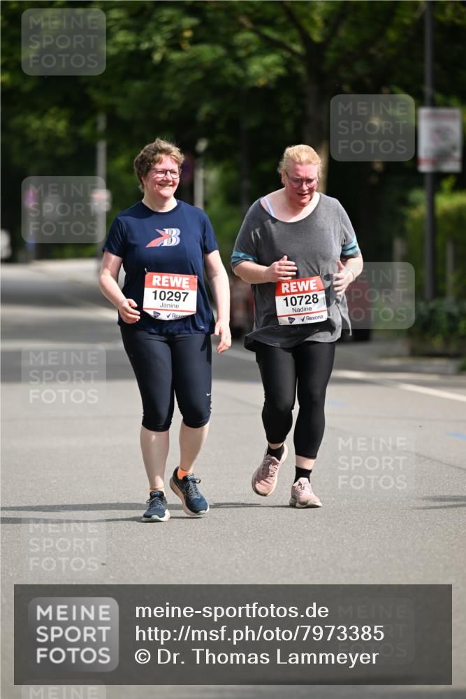 15.06.2025 - REWE Women's Run Dr. Thomas Lammeyer http://msf.ph/oto/7973385 15.06.2025 10:03:56 Laufen 10297, 10728 meine-sportfotos.de