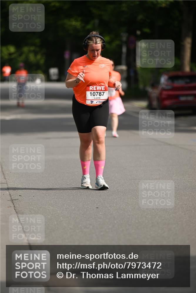 15.06.2025 - REWE Women's Run Dr. Thomas Lammeyer http://msf.ph/oto/7973472 15.06.2025 10:04:46 Laufen 10787 meine-sportfotos.de