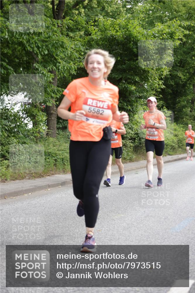 15.06.2025 - REWE Women's Run Jannik Wohlers http://msf.ph/oto/7973515 15.06.2025 10:08:10 Laufen 5582, 92, 5525 meine-sportfotos.de