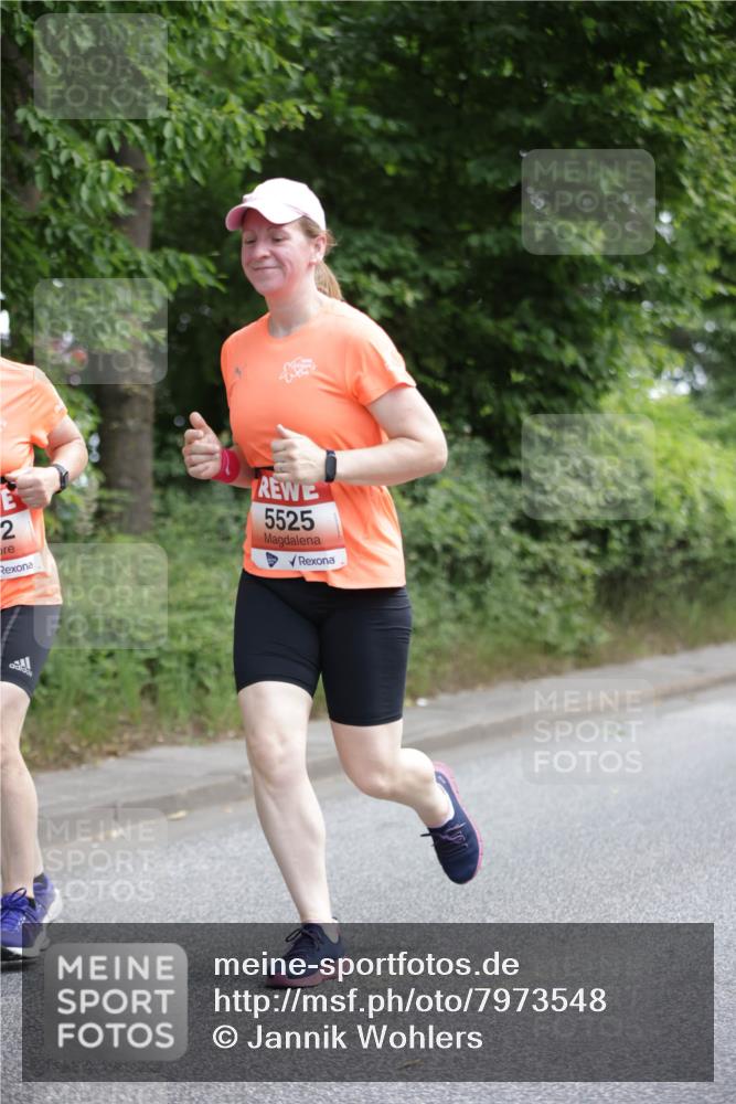 15.06.2025 - REWE Women's Run Jannik Wohlers http://msf.ph/oto/7973548 15.06.2025 10:08:12 Laufen 2, 5525 meine-sportfotos.de