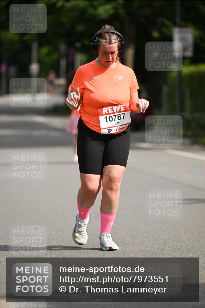 15.06.2025 - REWE Women's Run Dr. Thomas Lammeyer http://msf.ph/oto/7973551 15.06.2025 10:04:49 Laufen 10787 meine-sportfotos.de