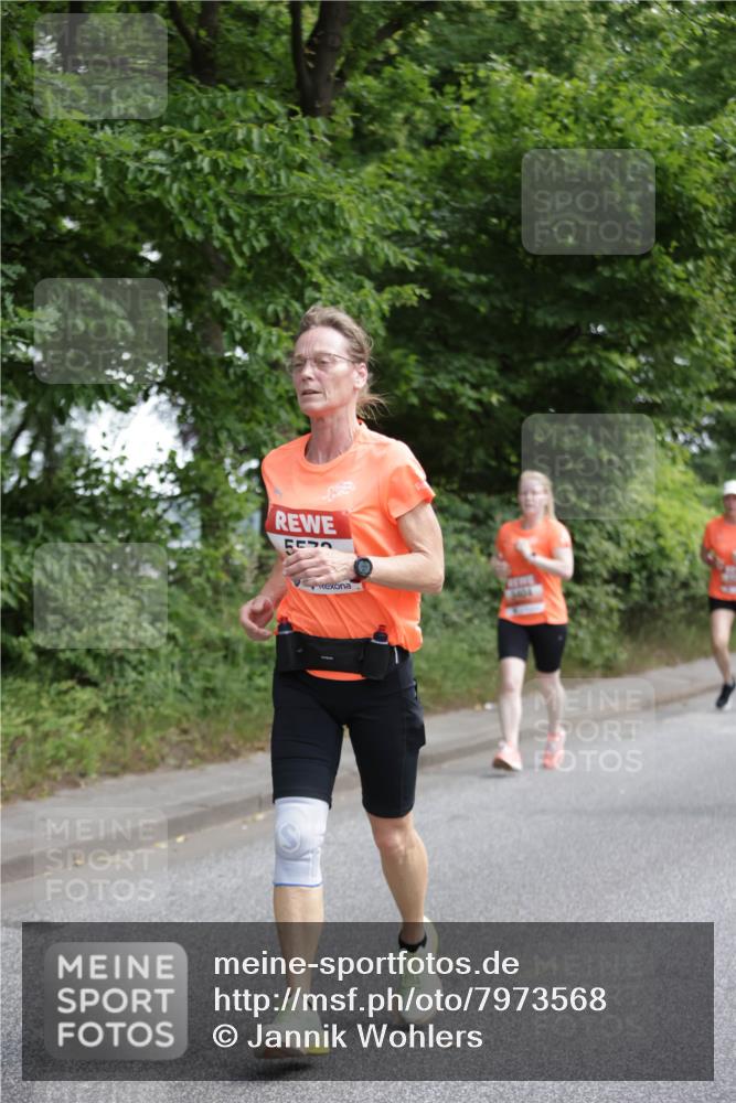 15.06.2025 - REWE Women's Run Jannik Wohlers http://msf.ph/oto/7973568 15.06.2025 10:08:16 Laufen 557 meine-sportfotos.de