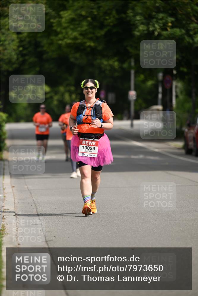 15.06.2025 - REWE Women's Run Dr. Thomas Lammeyer http://msf.ph/oto/7973650 15.06.2025 10:05:34 Laufen 10029 meine-sportfotos.de