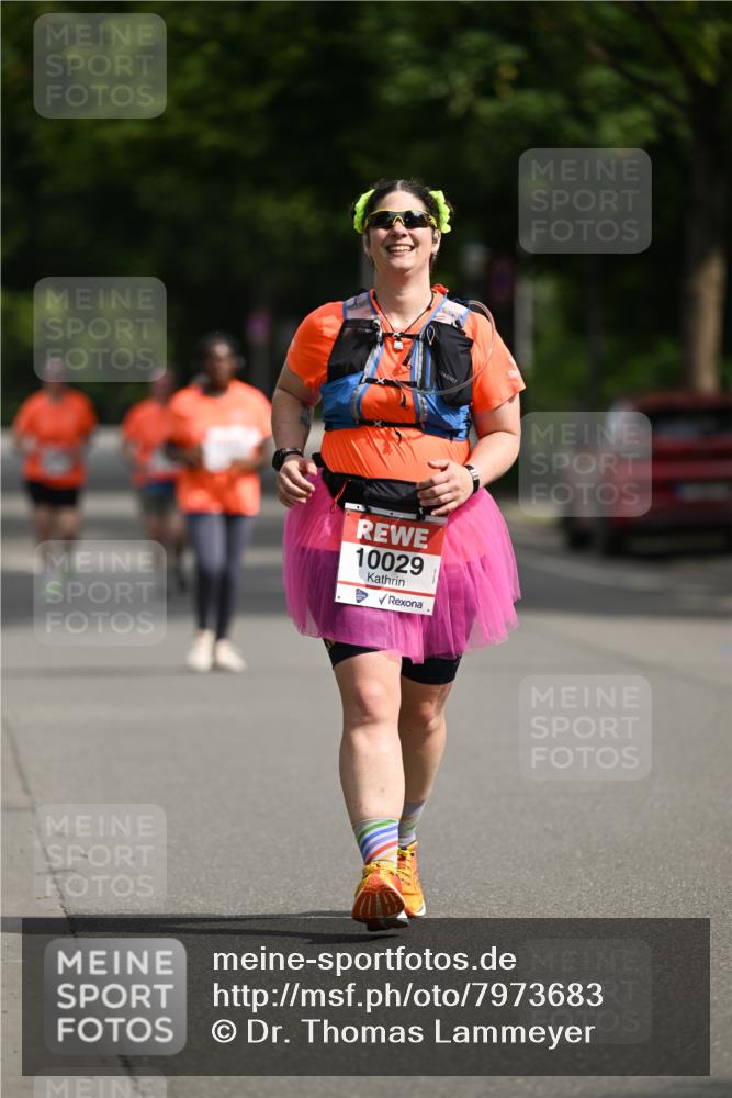 15.06.2025 - REWE Women's Run Dr. Thomas Lammeyer http://msf.ph/oto/7973683 15.06.2025 10:05:37 Laufen 10029 meine-sportfotos.de