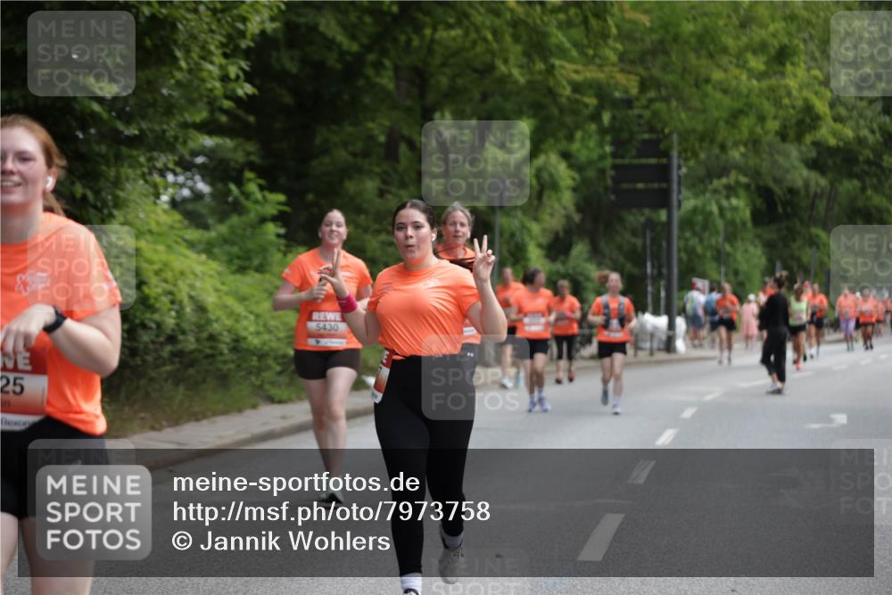 15.06.2025 - REWE Women's Run Jannik Wohlers http://msf.ph/oto/7973758 15.06.2025 10:08:32 Laufen 25, 5430 meine-sportfotos.de