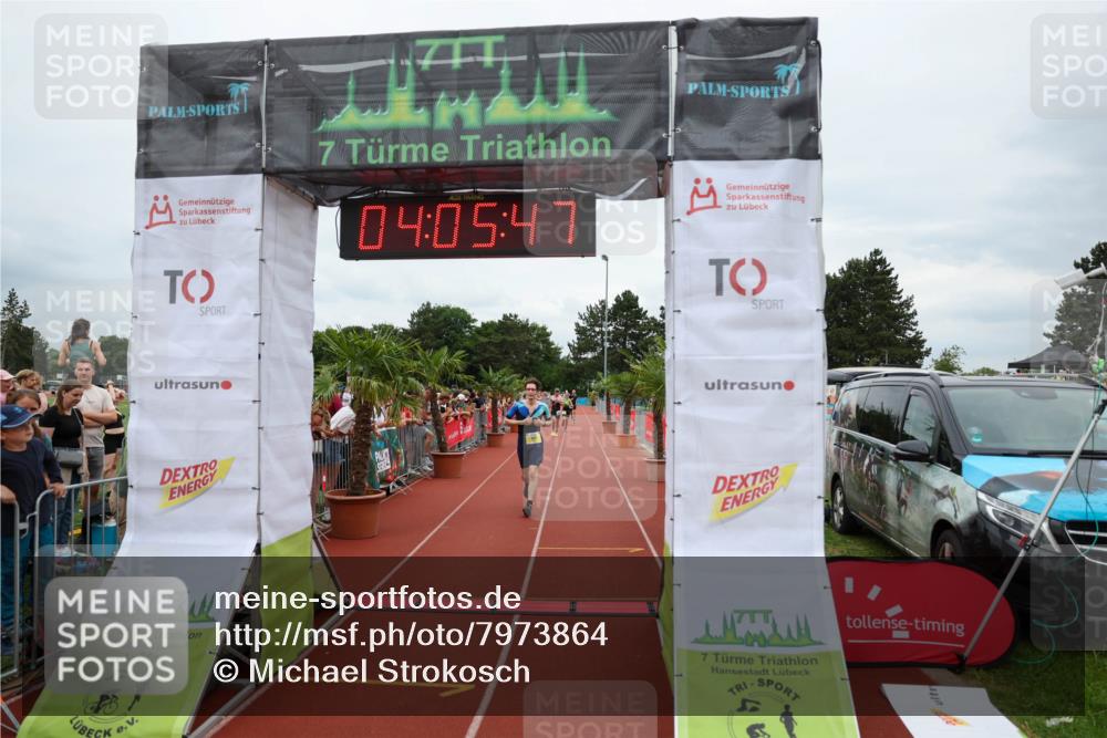 15.06.2025 - 7 Türme Triathlon Michael Strokosch http://msf.ph/oto/7973864 15.06.2025 14:05:47 Ziel 971, 1031 meine-sportfotos.de