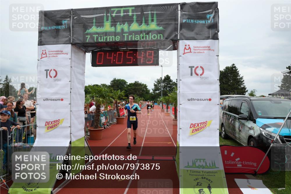 15.06.2025 - 7 Türme Triathlon Michael Strokosch http://msf.ph/oto/7973875 15.06.2025 14:05:48 Ziel 971, 1031 meine-sportfotos.de
