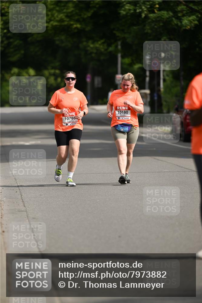 15.06.2025 - REWE Women's Run Dr. Thomas Lammeyer http://msf.ph/oto/7973882 15.06.2025 10:05:46 Laufen 10785, 10180 meine-sportfotos.de