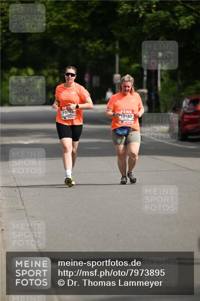15.06.2025 - REWE Women's Run Dr. Thomas Lammeyer http://msf.ph/oto/7973895 15.06.2025 10:05:46 Laufen 10765, 10180 meine-sportfotos.de