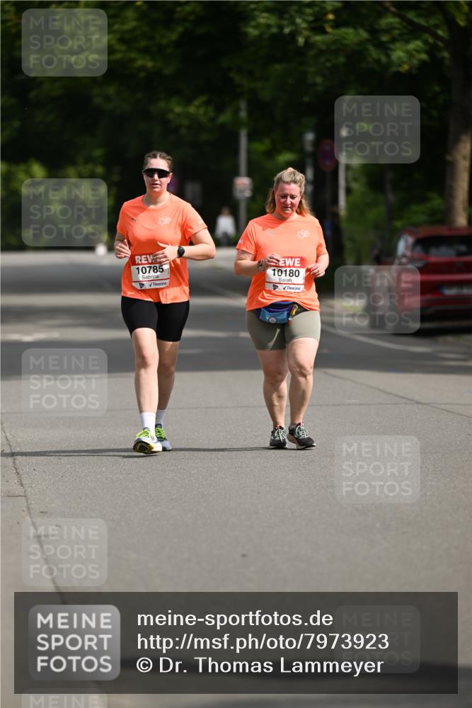 15.06.2025 - REWE Women's Run Dr. Thomas Lammeyer http://msf.ph/oto/7973923 15.06.2025 10:05:47 Laufen 10785, 10180 meine-sportfotos.de