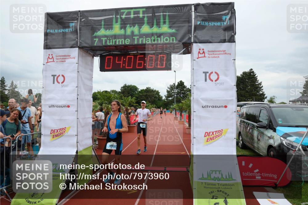 15.06.2025 - 7 Türme Triathlon Michael Strokosch http://msf.ph/oto/7973960 15.06.2025 14:06:00 Ziel 477, 599, 633, 657, 984 meine-sportfotos.de