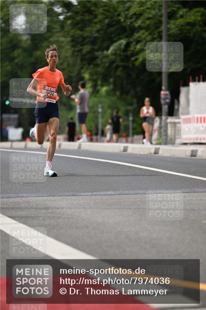 15.06.2025 - REWE Women's Run Dr. Thomas Lammeyer http://msf.ph/oto/7974036 15.06.2025 10:39:22 Laufen 5074 meine-sportfotos.de