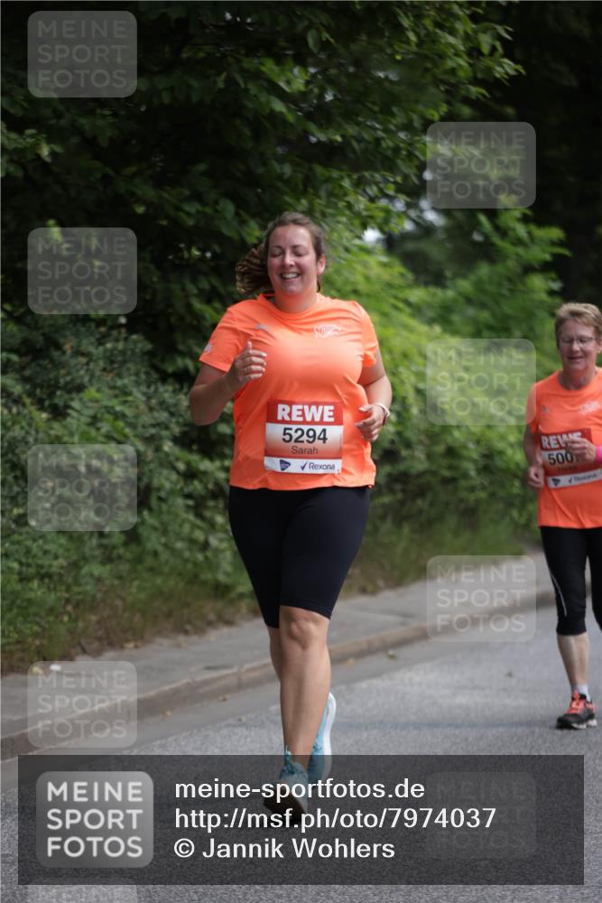 15.06.2025 - REWE Women's Run Jannik Wohlers http://msf.ph/oto/7974037 15.06.2025 10:08:44 Laufen 5294, 500 meine-sportfotos.de