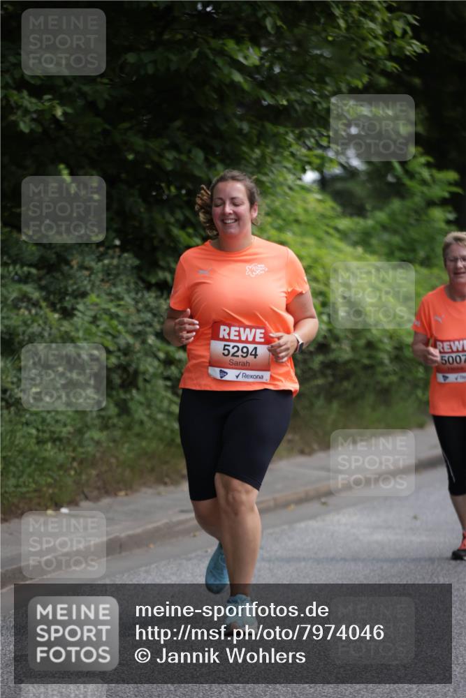 15.06.2025 - REWE Women's Run Jannik Wohlers http://msf.ph/oto/7974046 15.06.2025 10:08:44 Laufen 5294 meine-sportfotos.de