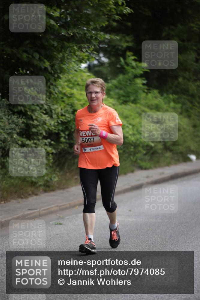 15.06.2025 - REWE Women's Run Jannik Wohlers http://msf.ph/oto/7974085 15.06.2025 10:08:45 Laufen 5007 meine-sportfotos.de