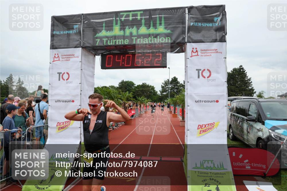 15.06.2025 - 7 Türme Triathlon Michael Strokosch http://msf.ph/oto/7974087 15.06.2025 14:06:22 Ziel 196, 370, 989, 1187 meine-sportfotos.de