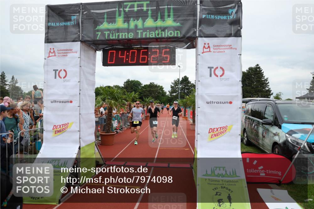 15.06.2025 - 7 Türme Triathlon Michael Strokosch http://msf.ph/oto/7974098 15.06.2025 14:06:24 Ziel 196, 370, 989, 1187 meine-sportfotos.de