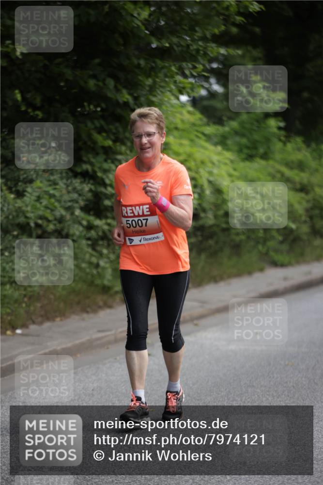 15.06.2025 - REWE Women's Run Jannik Wohlers http://msf.ph/oto/7974121 15.06.2025 10:08:45 Laufen 5007 meine-sportfotos.de