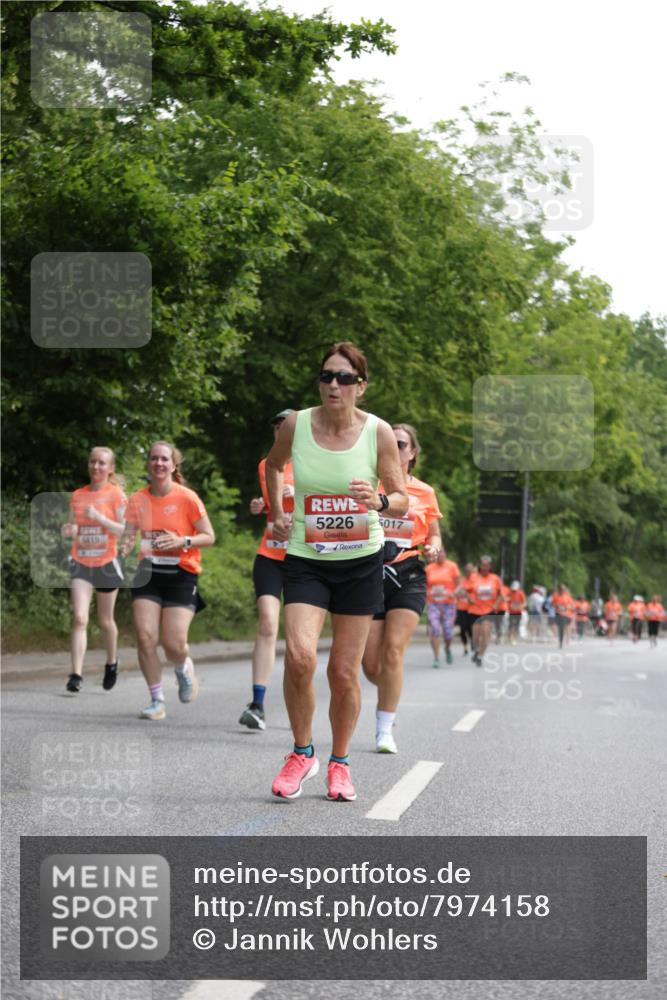 15.06.2025 - REWE Women's Run Jannik Wohlers http://msf.ph/oto/7974158 15.06.2025 10:08:50 Laufen 5419, 5226, 5017 meine-sportfotos.de