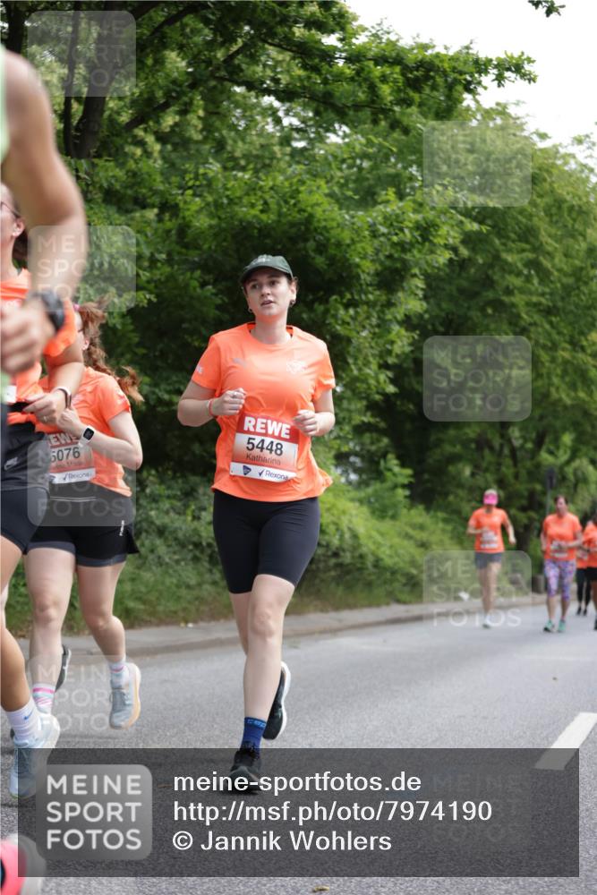 15.06.2025 - REWE Women's Run Jannik Wohlers http://msf.ph/oto/7974190 15.06.2025 10:08:53 Laufen 5076, 5448 meine-sportfotos.de