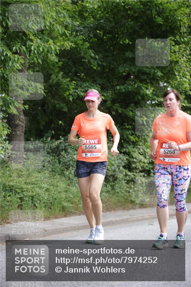 15.06.2025 - REWE Women's Run Jannik Wohlers http://msf.ph/oto/7974252 15.06.2025 10:08:58 Laufen 5595, 5268 meine-sportfotos.de