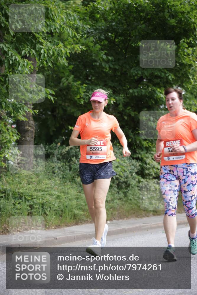 15.06.2025 - REWE Women's Run Jannik Wohlers http://msf.ph/oto/7974261 15.06.2025 10:08:58 Laufen 5595, 52 meine-sportfotos.de