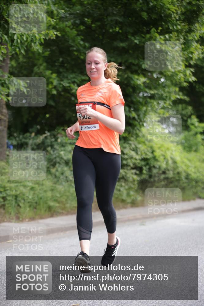 15.06.2025 - REWE Women's Run Jannik Wohlers http://msf.ph/oto/7974305 15.06.2025 10:09:02 Laufen 5502 meine-sportfotos.de