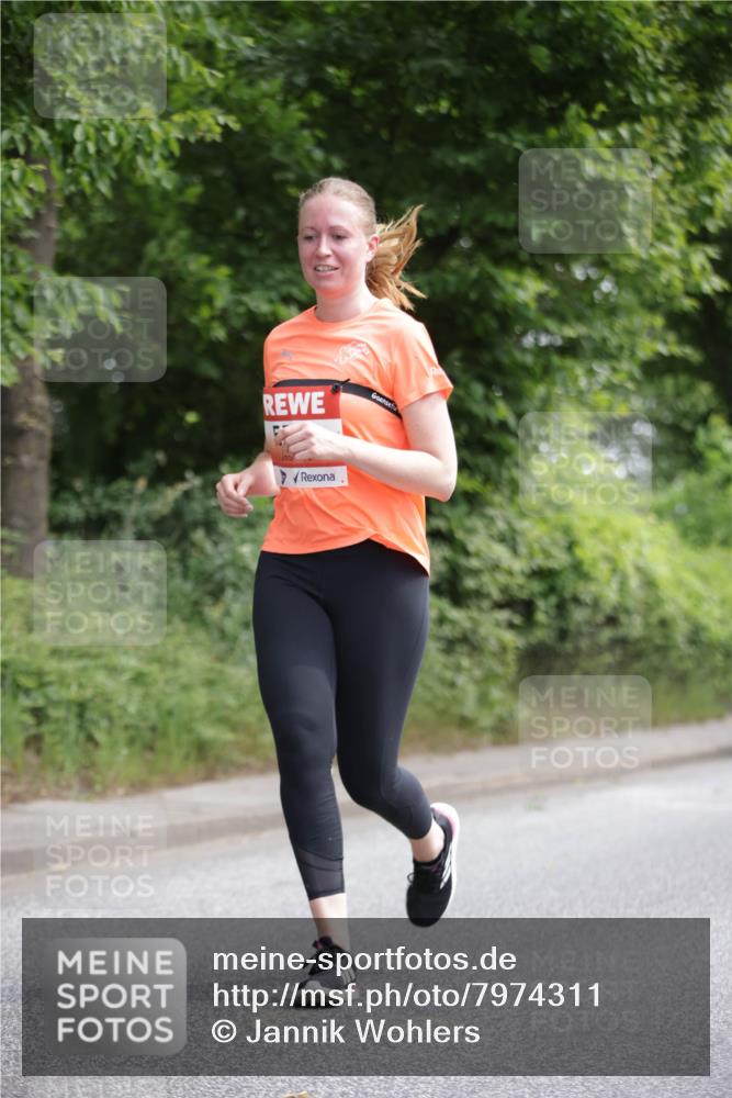 15.06.2025 - REWE Women's Run Jannik Wohlers http://msf.ph/oto/7974311 15.06.2025 10:09:02 Laufen  meine-sportfotos.de