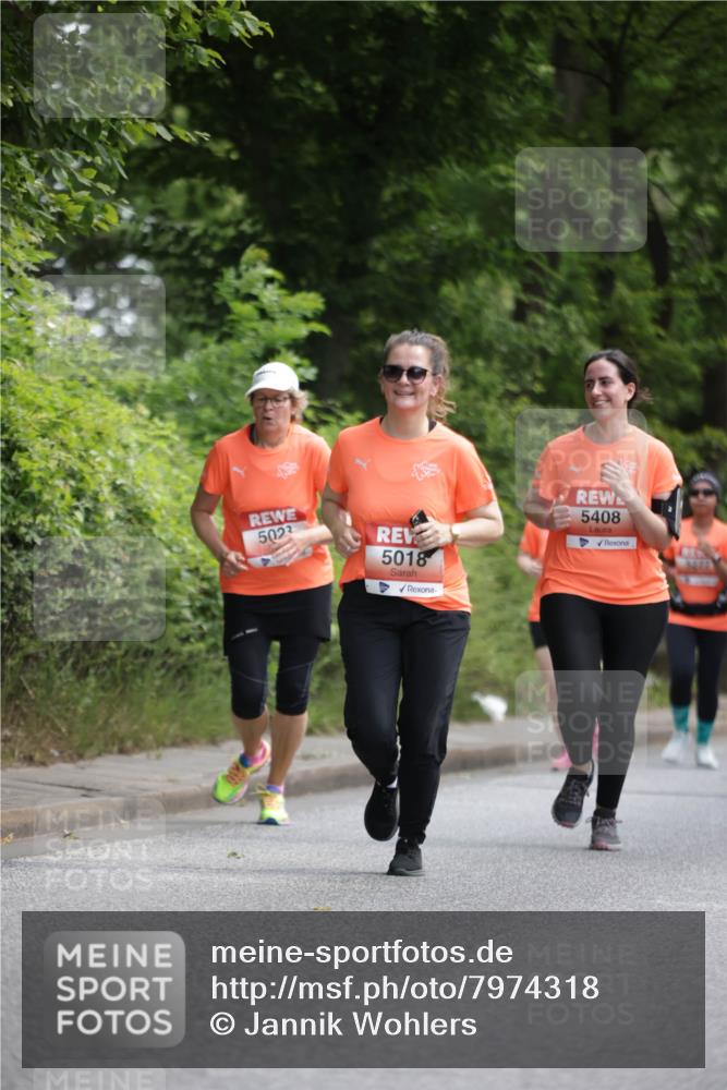 15.06.2025 - REWE Women's Run Jannik Wohlers http://msf.ph/oto/7974318 15.06.2025 10:09:04 Laufen 5023, 5018, 5408 meine-sportfotos.de