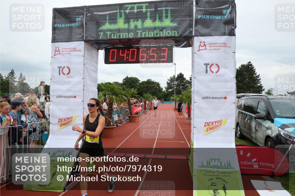15.06.2025 - 7 Türme Triathlon Michael Strokosch http://msf.ph/oto/7974319 15.06.2025 14:06:53 Ziel 807, 832, 928 meine-sportfotos.de