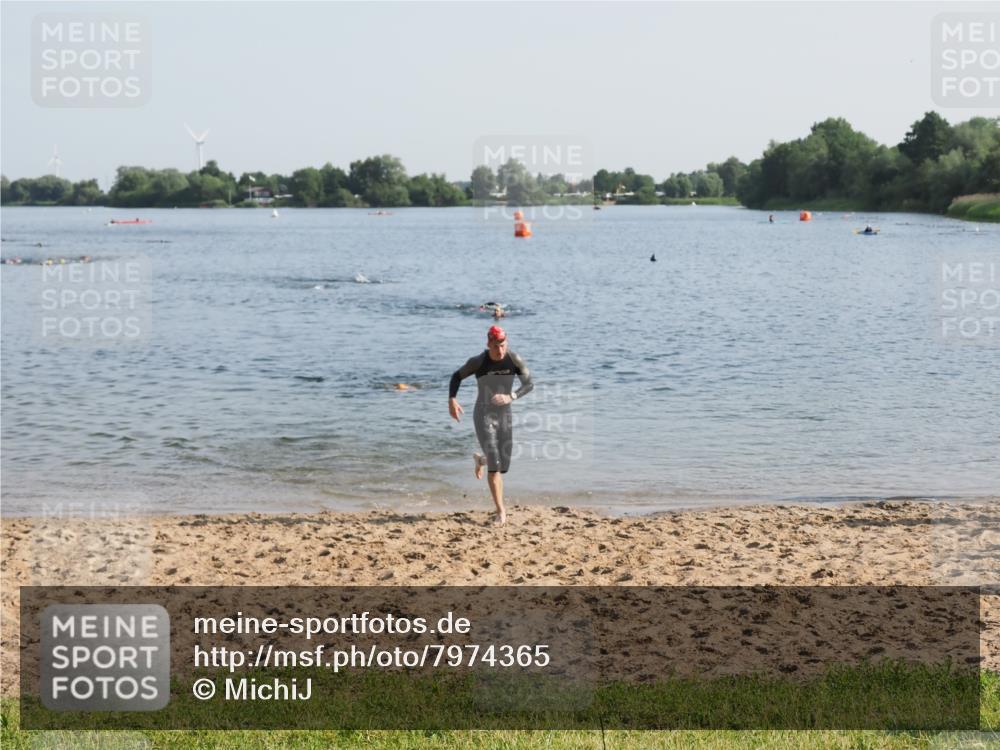 21.06.2025 - 27. Vierlanden-Triathlon MichiJ http://msf.ph/oto/7974365 15.06.2026 08:39:42 Schwimmen 59, 168 meine-sportfotos.de