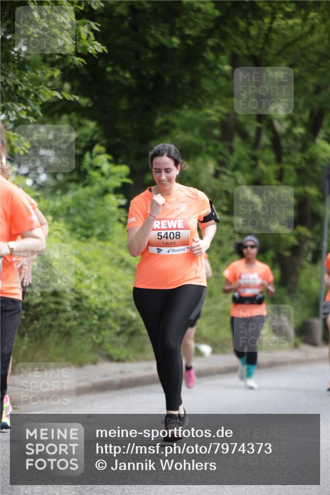 15.06.2025 - REWE Women's Run Jannik Wohlers http://msf.ph/oto/7974373 15.06.2025 10:09:07 Laufen 5408 meine-sportfotos.de