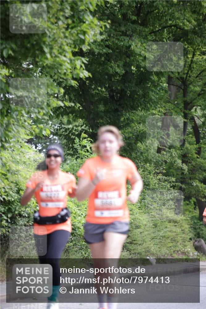 15.06.2025 - REWE Women's Run Jannik Wohlers http://msf.ph/oto/7974413 15.06.2025 10:09:12 Laufen 5281, 10 meine-sportfotos.de