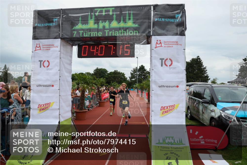 15.06.2025 - 7 Türme Triathlon Michael Strokosch http://msf.ph/oto/7974415 15.06.2025 14:07:14 Ziel 501, 1057, 1110, 1186 meine-sportfotos.de