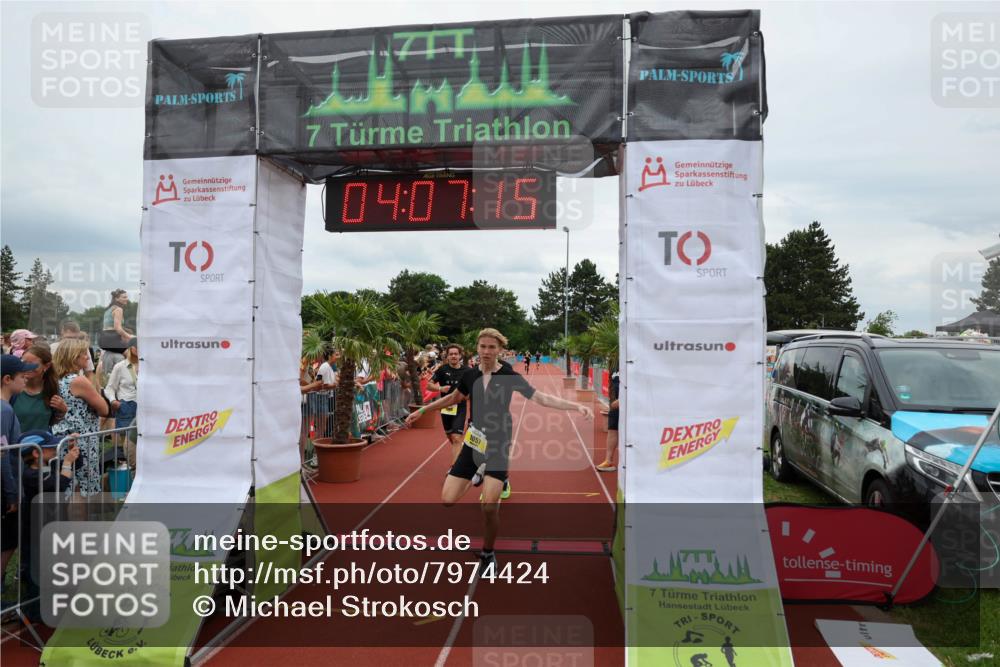 15.06.2025 - 7 Türme Triathlon Michael Strokosch http://msf.ph/oto/7974424 15.06.2025 14:07:15 Ziel 1057, 1110, 1186 meine-sportfotos.de