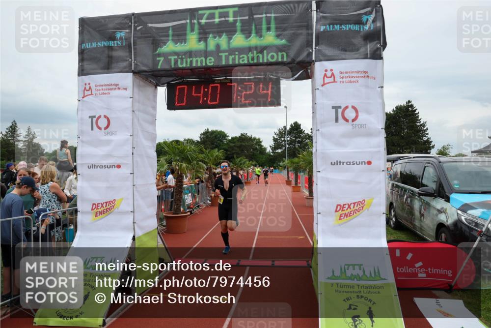 15.06.2025 - 7 Türme Triathlon Michael Strokosch http://msf.ph/oto/7974456 15.06.2025 14:07:24 Ziel 667, 1063 meine-sportfotos.de