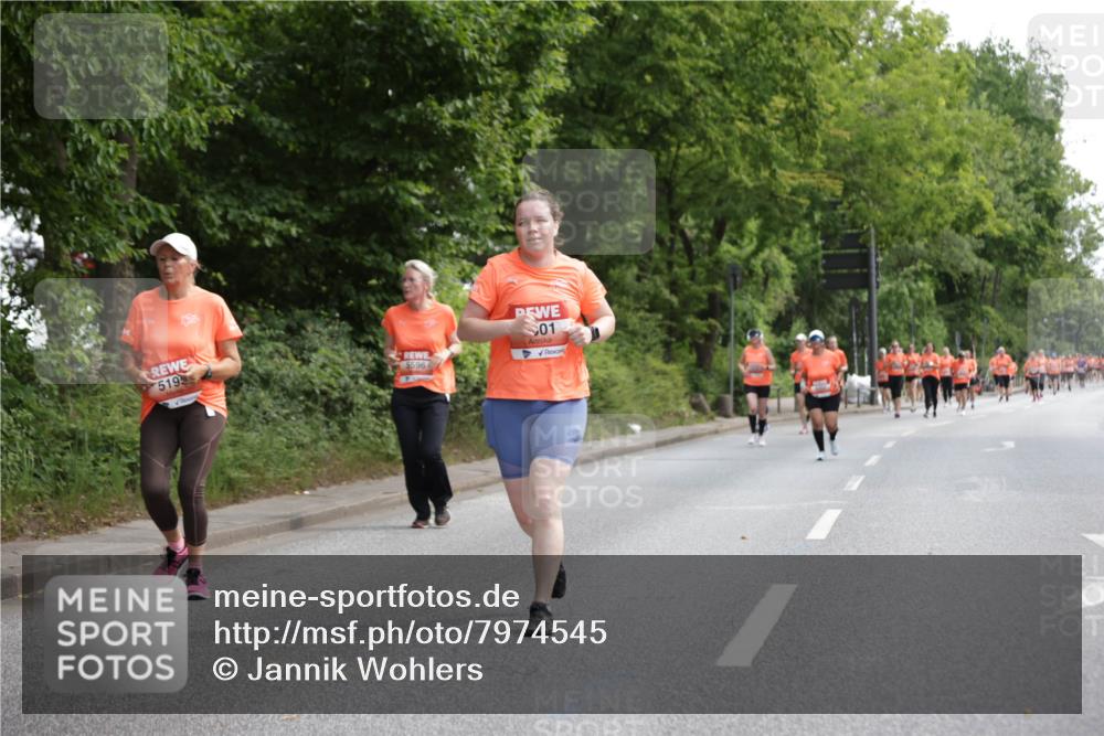 15.06.2025 - REWE Women's Run Jannik Wohlers http://msf.ph/oto/7974545 15.06.2025 10:09:21 Laufen 519, 5596, 01 meine-sportfotos.de