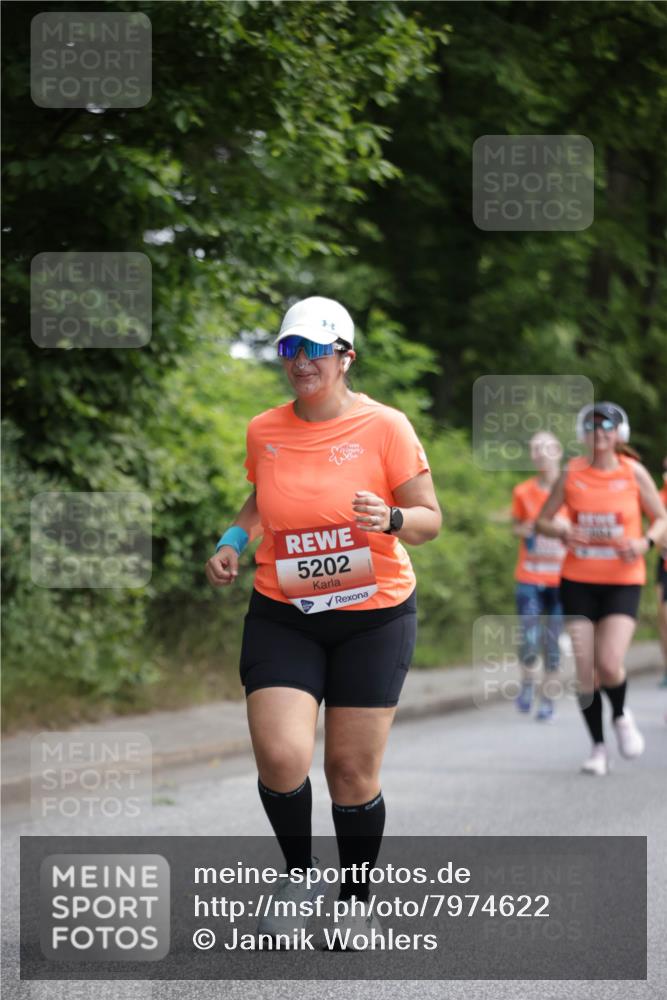 15.06.2025 - REWE Women's Run Jannik Wohlers http://msf.ph/oto/7974622 15.06.2025 10:09:28 Laufen 5202 meine-sportfotos.de