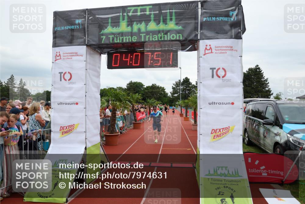 15.06.2025 - 7 Türme Triathlon Michael Strokosch http://msf.ph/oto/7974631 15.06.2025 14:07:51 Ziel 565, 624, 853 meine-sportfotos.de